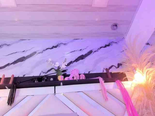 Ashley-7777 Ashley-7777