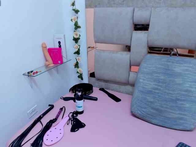 Ashley-7777 webcam