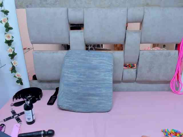 Ashley-7777 webcam