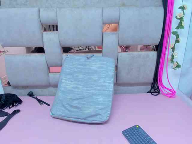 Ashley-7777 webcam