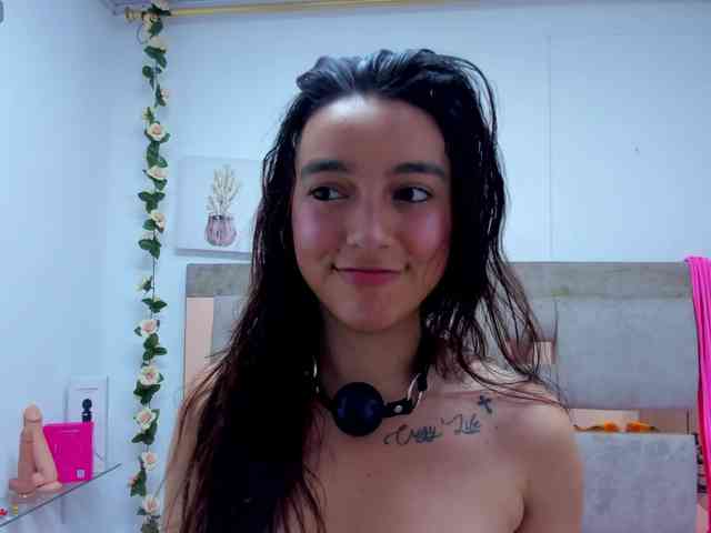 Ashley-7777 webcam
