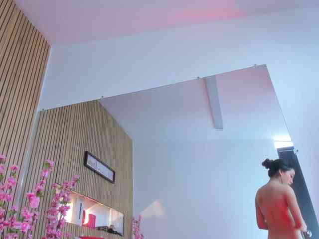 Ashley-7777 webcam