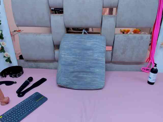 Ashley-7777 webcam