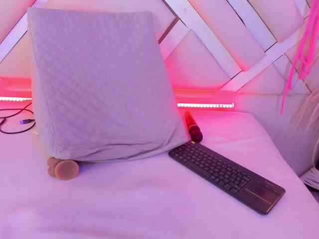 Ashley-7777 Live Webcam on BongaCams