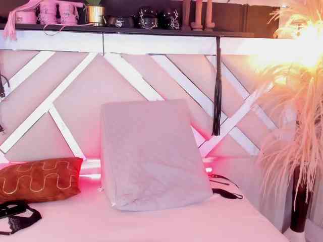 Ashley-7777 Ashley-7777