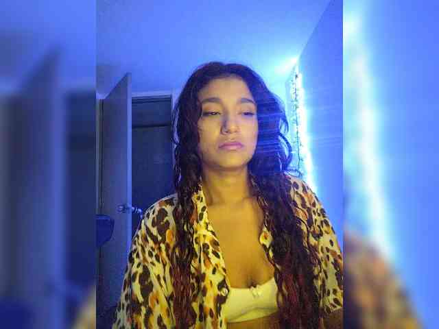 redgirlpum webcam