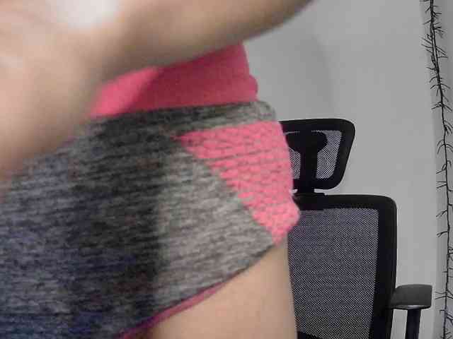 redgirlpum webcam