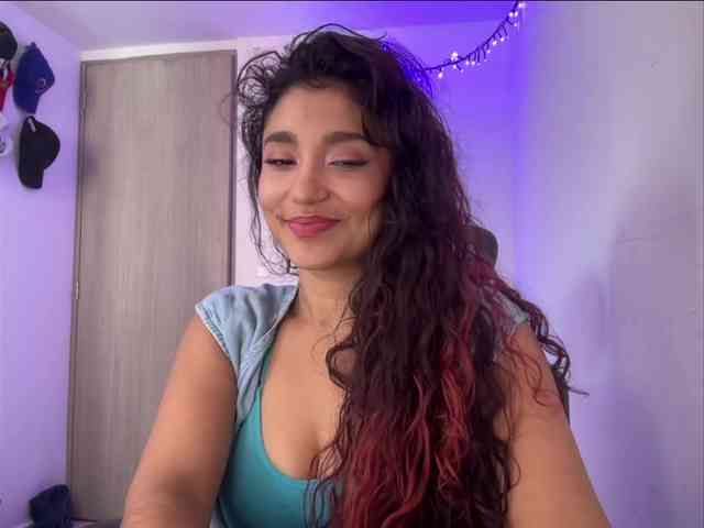 redgirlpum webcam