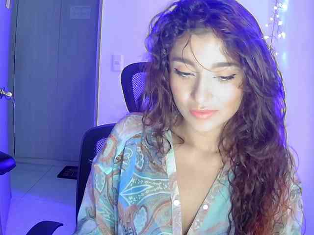 redgirlpum webcam