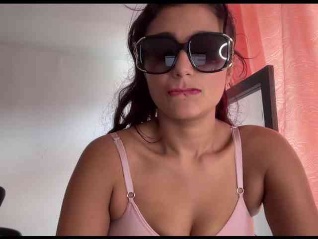 redgirlpum webcam