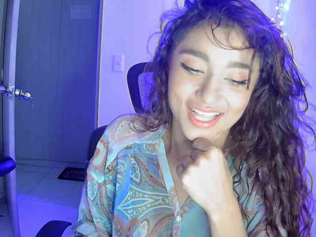 redgirlpum webcam