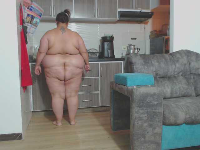 rosebbw69's BongaCams show and profile