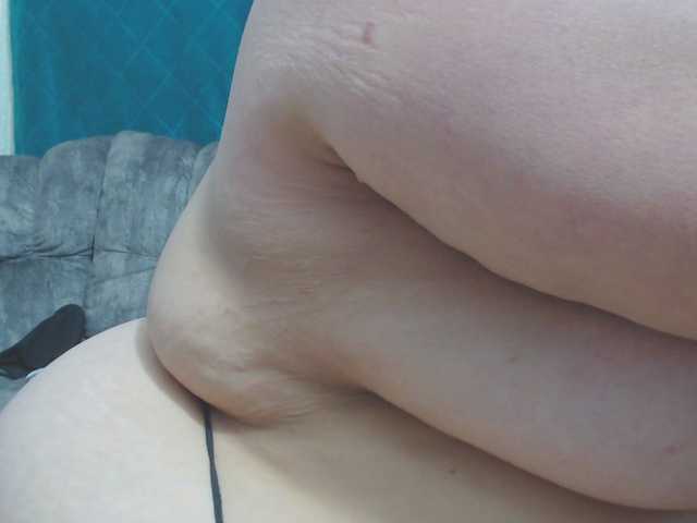 rosebbw69's BongaCams show and profile