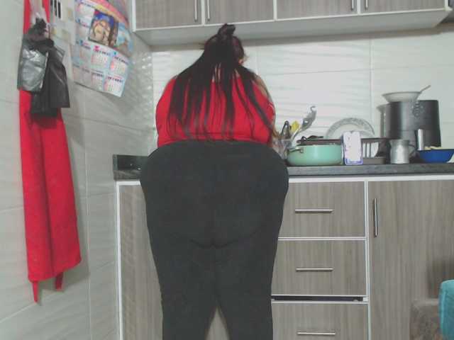 rosebbw69's BongaCams show and profile