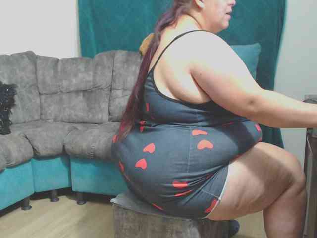 rosebbw69 Live Webcam on BongaCams