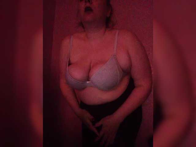 Sexymissex's BongaCams show and profile