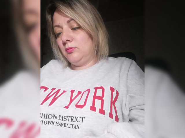 Sexymissex's BongaCams show and profile