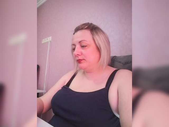 Sexymissex's BongaCams show and profile