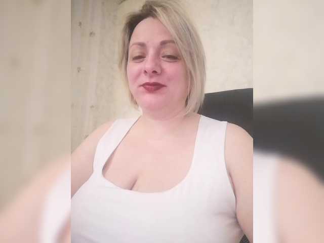Sexymissex's BongaCams show and profile