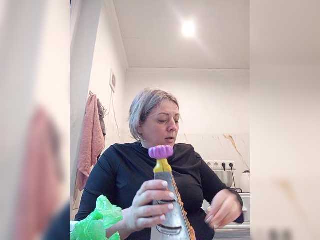 Sexymissex's BongaCams show and profile