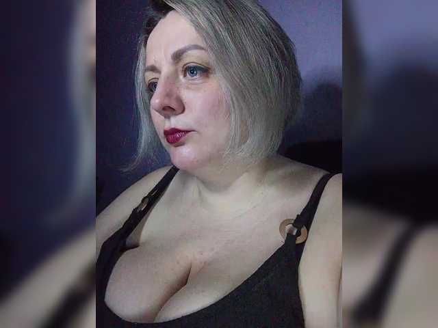 Sexymissex's BongaCams show and profile