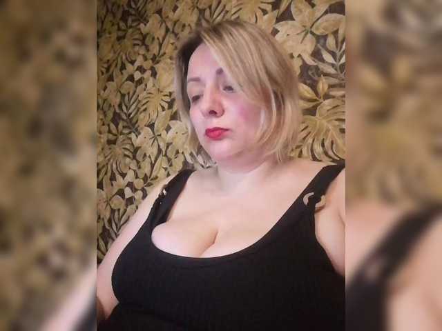 Sexymissex's BongaCams show and profile