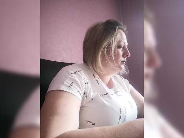 Sexymissex's BongaCams show and profile