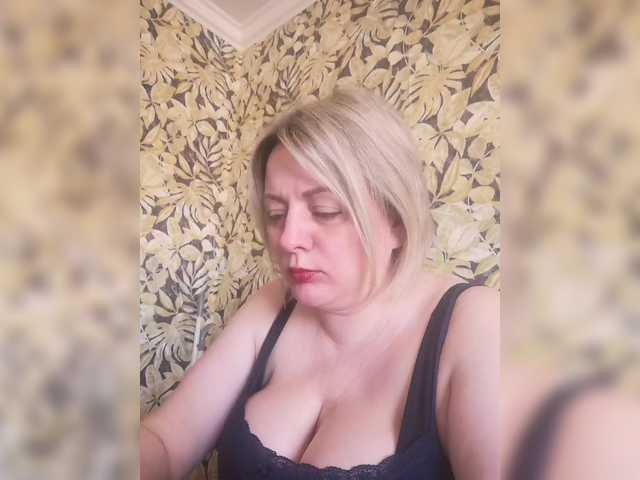 Sexymissex's BongaCams show and profile