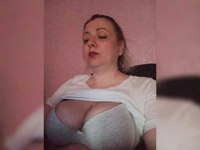 Sexymissex's BongaCams show and profile