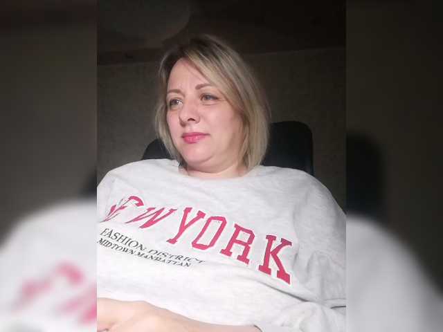 Sexymissex's BongaCams show and profile