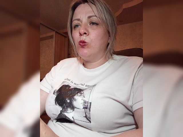 Sexymissex's BongaCams show and profile