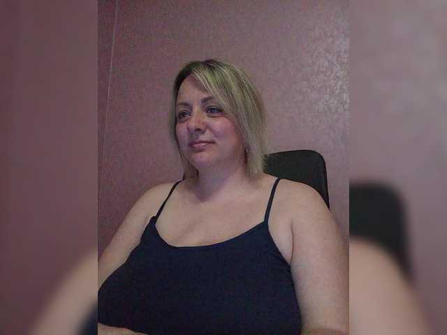 Sexymissex's BongaCams show and profile