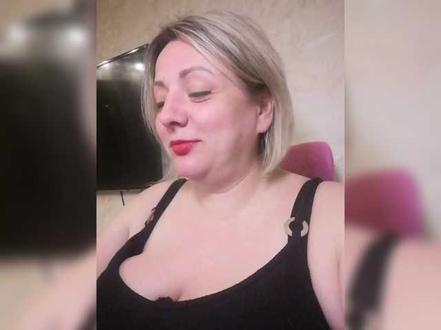 Sexymissex's BongaCams show and profile
