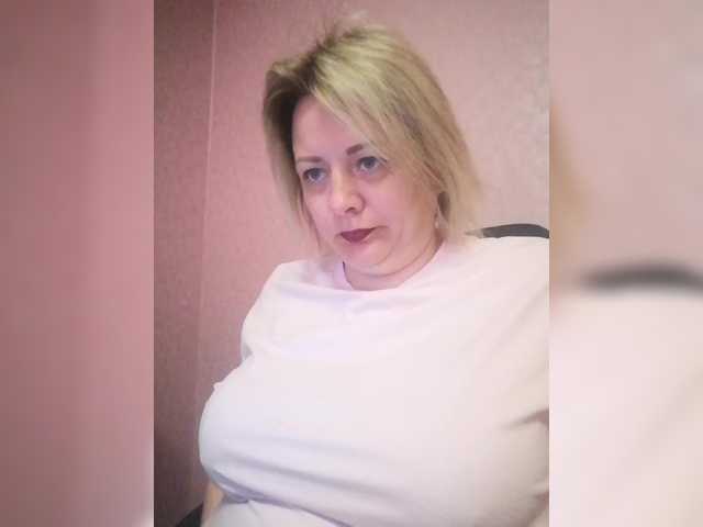 Sexymissex's BongaCams show and profile