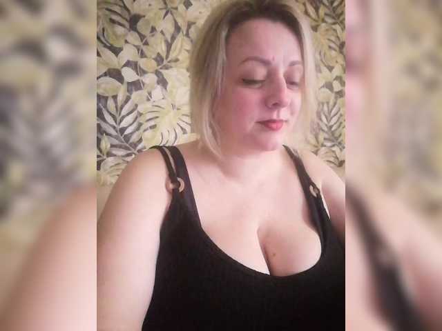 Sexymissex's BongaCams show and profile