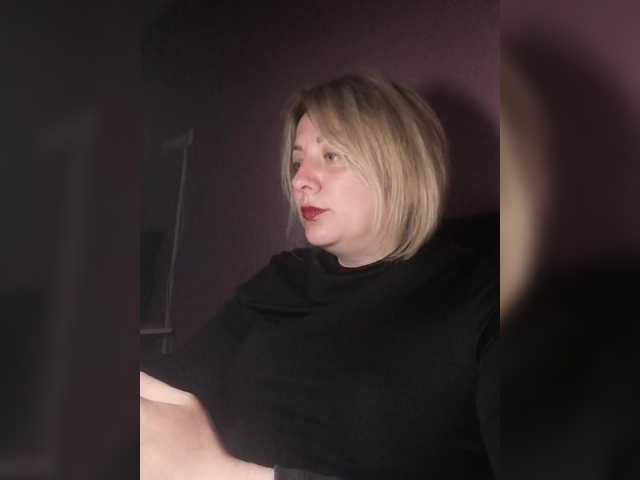 Sexymissex's BongaCams show and profile