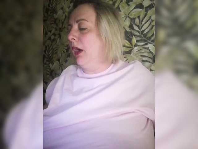 Sexymissex's BongaCams show and profile