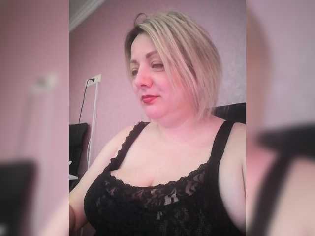 Sexymissex's BongaCams show and profile