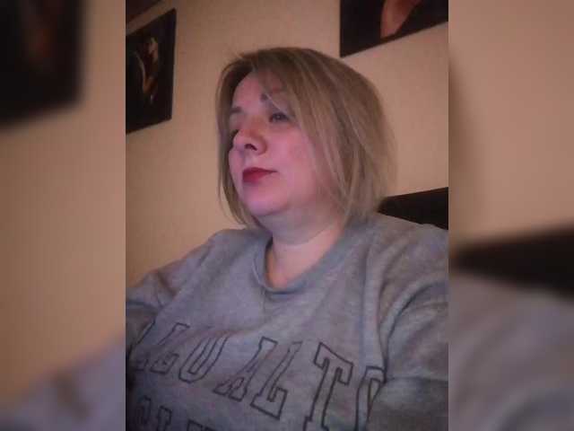 Sexymissex's BongaCams show and profile