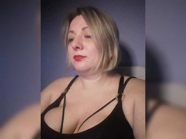 Sexymissex's BongaCams show and profile