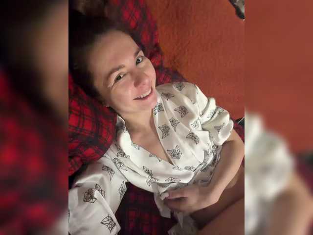 HelgaLeo's BongaCams show and profile