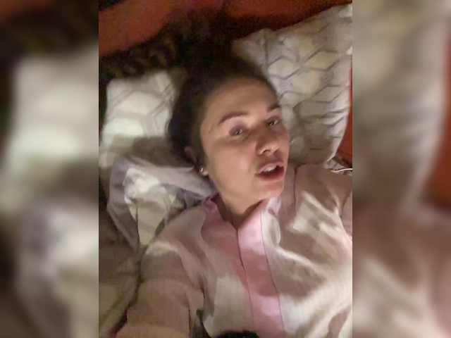 go to chat with HelgaLeo