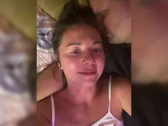webcam live porn HelgaLeo