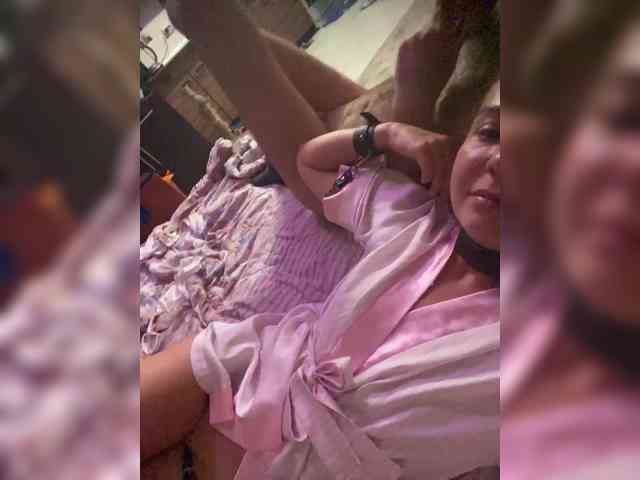 HelgaLeo webcam