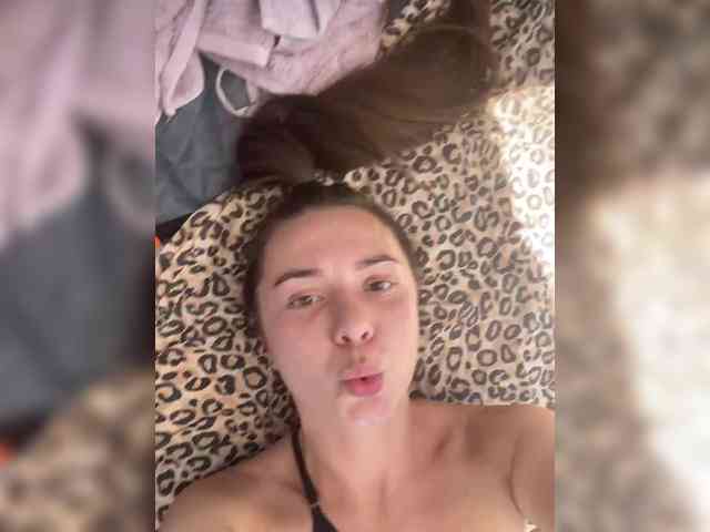 webcam strip HelgaLeo