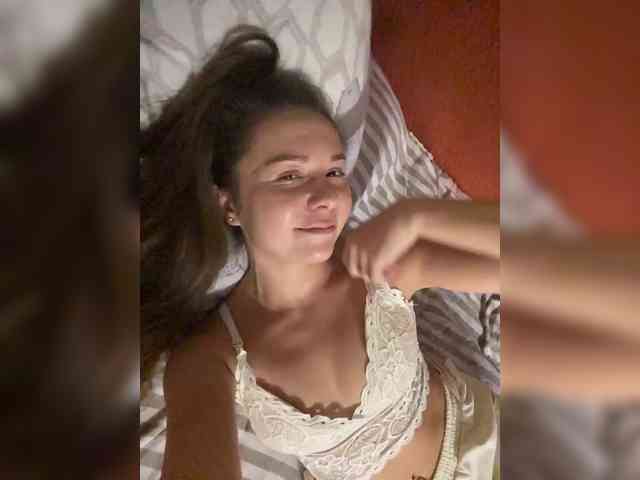 HelgaLeo webcam