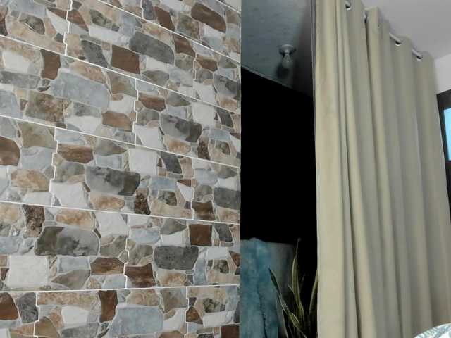 vivi-jacko1's BongaCams show and profile