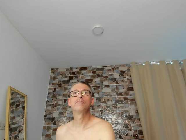 vivi-jacko1's BongaCams show and profile