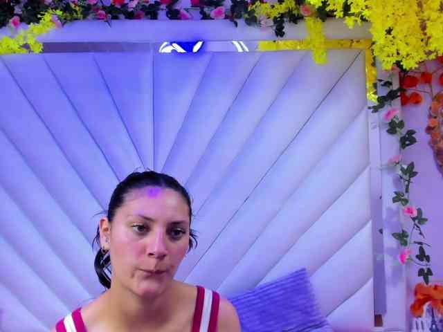 LunaBennett webcam