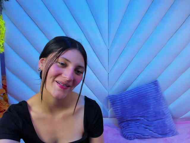 LunaBennett webcam